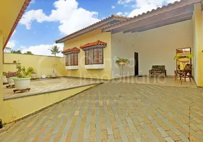 Foto 1 de Casa com 3 Quartos à venda, 132m² em Jardim Três Marias, Peruíbe