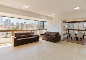 Foto 1 de Apartamento com 4 Quartos à venda, 185m² em Auxiliadora, Porto Alegre