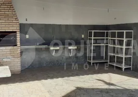 Foto 1 de Casa com 4 Quartos à venda, 187m² em Presidente Roosevelt, Uberlândia