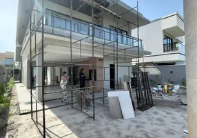 Foto 1 de Casa de Condomínio com 4 Quartos à venda, 267m² em Cidade Alpha, Eusébio