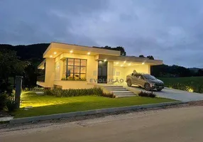 Foto 1 de Casa de Condomínio com 4 Quartos à venda, 350m² em Centro, Rancho Queimado