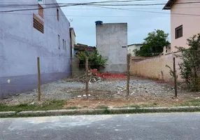 Foto 1 de Lote/Terreno à venda, 200m² em Sol e Mar, Macaé