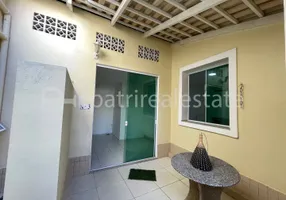 Foto 1 de Casa de Condomínio com 2 Quartos à venda, 62m² em De Lourdes, Fortaleza