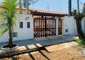 Foto 1 de Casa com 2 Quartos à venda, 72m² em São Fernando, Itanhaém