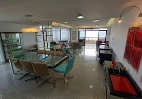 Foto 1 de Apartamento com 4 Quartos para alugar, 302m² em Calhau, São Luís