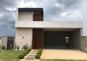 Foto 1 de Casa de Condomínio com 3 Quartos à venda, 152m² em Residencial Parqville Jacaranda, Aparecida de Goiânia