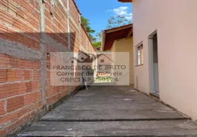 Foto 1 de Casa com 1 Quarto à venda, 125m² em Vila Expedicionarios Cruzeirenses, Cruzeiro