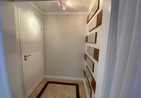 Foto 1 de Apartamento com 3 Quartos para alugar, 90m² em Boqueirão, Santos