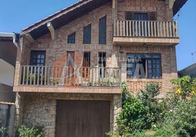 Casa em Condomínio para Locação - Cotia / SP no bairro Nakamura