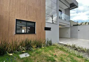 Foto 1 de Casa com 3 Quartos à venda, 136m² em Meia Praia, Navegantes