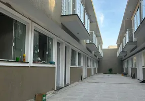 Foto 1 de Casa de Condomínio com 2 Quartos à venda, 78m² em Vila Romano, São Paulo