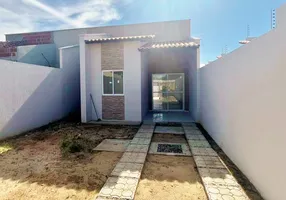 Foto 1 de Casa com 3 Quartos à venda, 75m² em Mangabeira, Eusébio