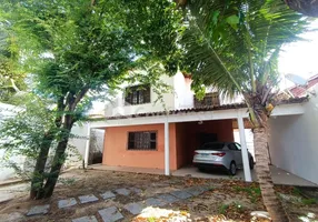 Foto 1 de Casa com 5 Quartos à venda, 250m² em Canindezinho, Fortaleza