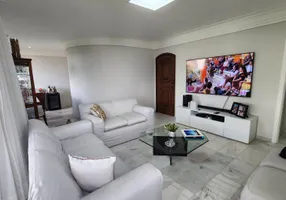 Foto 1 de Apartamento com 4 Quartos à venda, 166m² em Barra, Salvador