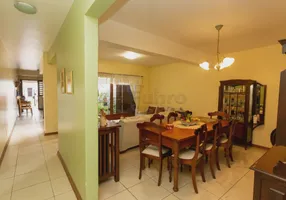 Foto 1 de Casa com 3 Quartos à venda, 261m² em Centro, Pelotas