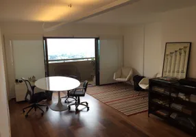 Foto 1 de Apartamento com 4 Quartos para venda ou aluguel, 240m² em Sumaré, São Paulo