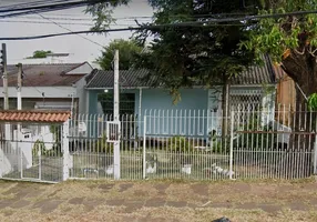 Foto 1 de Casa com 4 Quartos para alugar, 160m² em Santa Tereza, Porto Alegre