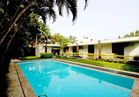 Foto 1 de Casa com 3 Quartos à venda, 650m² em Morumbi, São Paulo