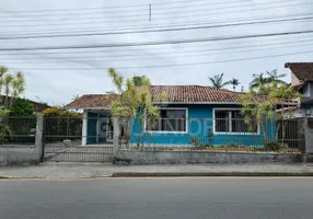 Foto 1 de Casa com 3 Quartos à venda, 226m² em Bom Retiro, Joinville