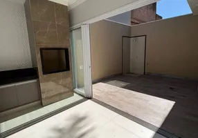 Foto 1 de Casa com 3 Quartos à venda, 170m² em Vila Firmiano Pinto, São Paulo