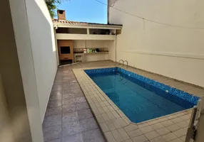 Foto 1 de Casa de Condomínio com 3 Quartos para alugar, 140m² em Jardim Sandra, São Paulo