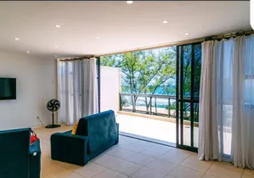 Foto 1 de Apartamento com 3 Quartos para alugar, 177m² em Recreio Dos Bandeirantes, Rio de Janeiro