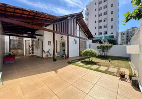 Foto 1 de Casa com 4 Quartos à venda, 199m² em Itapoã, Belo Horizonte