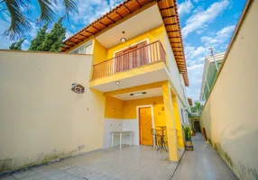 Foto 1 de Casa com 4 Quartos à venda, 300m² em Km 18, Osasco