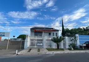 Foto 1 de Sobrado com 4 Quartos à venda, 295m² em Jardins Madri, Goiânia