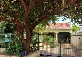 Foto 1 de Casa com 2 Quartos à venda, 185m² em Jardim Jockey Club, Campo Grande