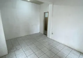 Foto 1 de Apartamento com 1 Quarto para alugar, 40m² em Jardim Carioca, Rio de Janeiro