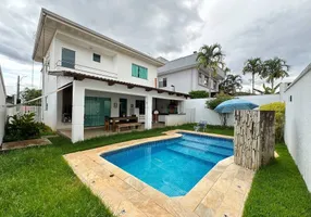 Foto 1 de Casa de Condomínio com 3 Quartos à venda, 275m² em Loteamento Portal do Sol II, Goiânia