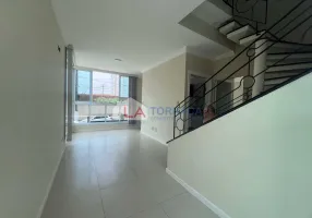 Foto 1 de Sobrado com 2 Quartos à venda, 110m² em Aviação, Praia Grande