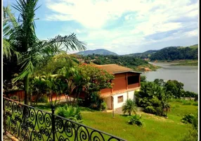 Foto 1 de Fazenda/Sítio com 4 Quartos à venda, 600m² em Guaraiuva, Vargem