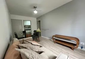 Foto 1 de Apartamento com 2 Quartos para alugar, 70m² em Vila Hamburguesa, São Paulo