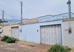 Foto 1 de Casa com 2 Quartos à venda, 81m² em Residencial Alto do Cerrado II, Trindade