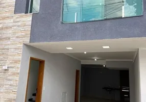 Foto 1 de Sobrado com 3 Quartos à venda, 144m² em Vila Guarani, Santo André