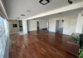 Foto 1 de Apartamento com 3 Quartos para alugar, 143m² em Santana, São Paulo