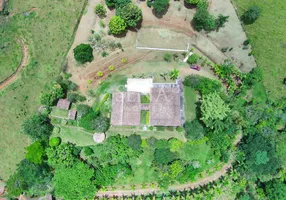 Foto 1 de Fazenda/Sítio com 3 Quartos à venda, 350m² em Sao Benedito, Monteiro Lobato