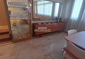 Foto 1 de Apartamento com 3 Quartos à venda, 317m² em Nossa Senhora Aparecida, Uberlândia