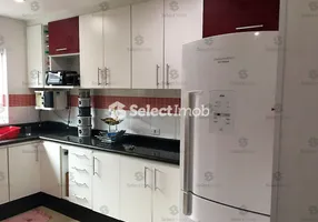 Foto 1 de Sobrado com 3 Quartos à venda, 108m² em VILA NOSSA SENHORA DAS VITORIAS, Mauá