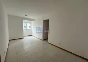 Foto 1 de Apartamento com 3 Quartos para alugar, 81m² em Setor Industrial, Brasília