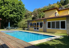 Foto 1 de Casa com 4 Quartos à venda, 220m² em Nogueira, Petrópolis