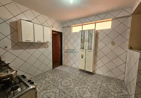 Foto 1 de Casa com 2 Quartos à venda, 360m² em Jardim dos Comerciários, Belo Horizonte