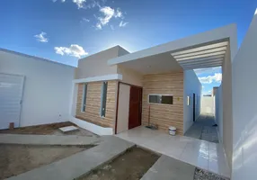 Foto 1 de Casa com 2 Quartos à venda, 79m² em MARIA AUXILIADORA, Caruaru