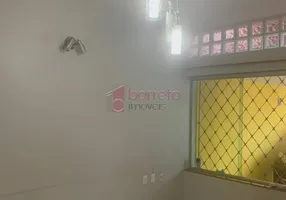 Foto 1 de Casa com 3 Quartos para alugar, 138m² em Vianelo, Jundiaí