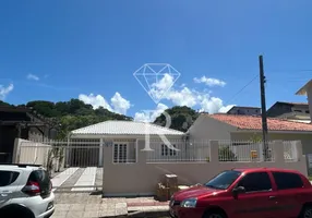 Foto 1 de Casa com 3 Quartos à venda, 121m² em Barreiros, São José