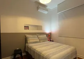Foto 1 de Apartamento com 1 Quarto à venda, 25m² em Boqueirão, Santos