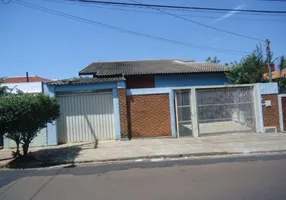 Foto 1 de Casa com 3 Quartos à venda, 211m² em Jardim Cardinalli, São Carlos
