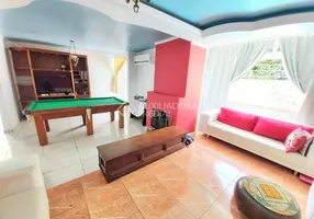 Foto 1 de Casa com 4 Quartos à venda, 143m² em Cavalhada, Porto Alegre